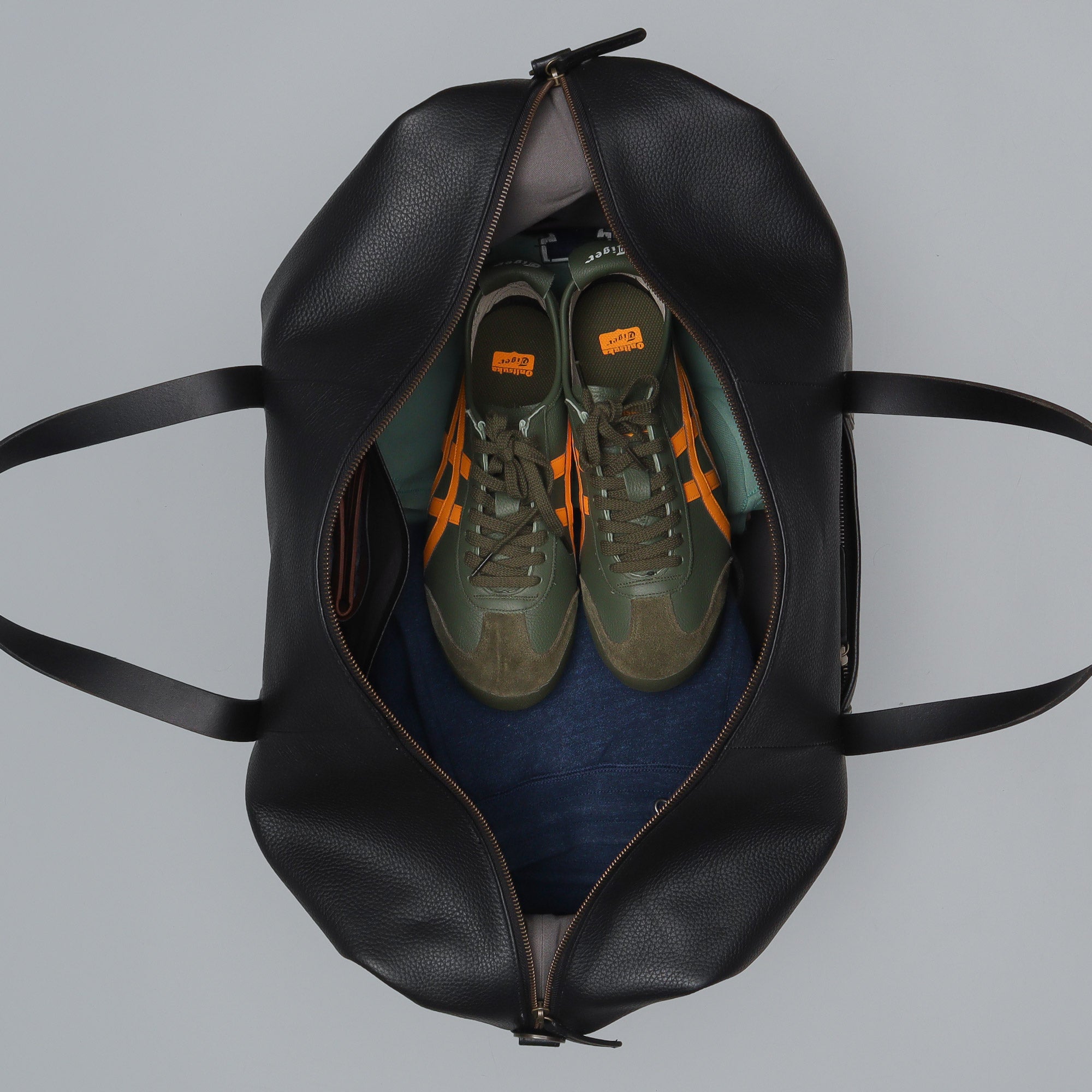 Runway - Leather Travel Bag